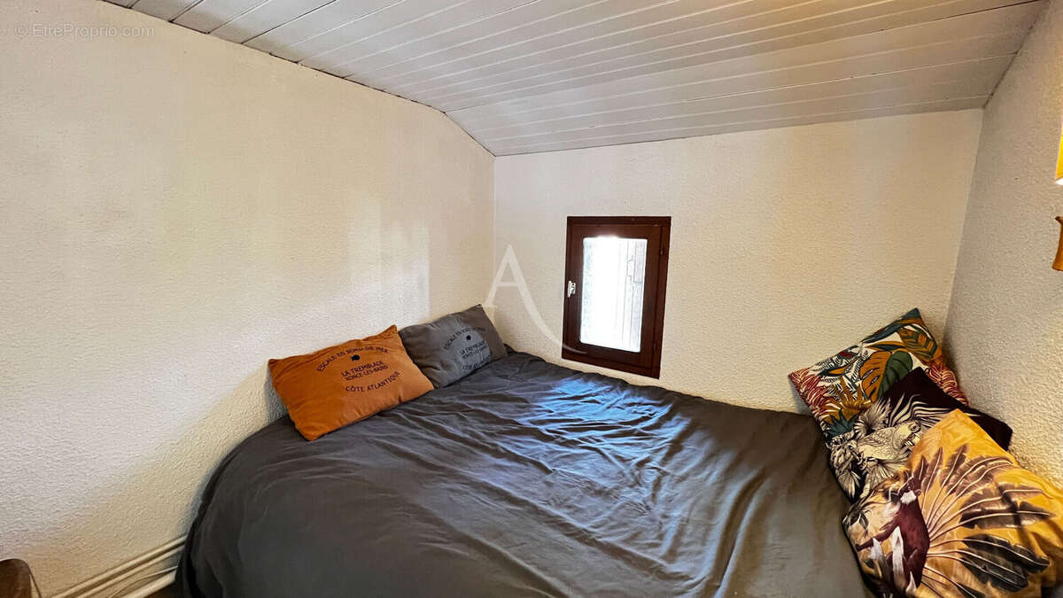 Maison à LES MATHES