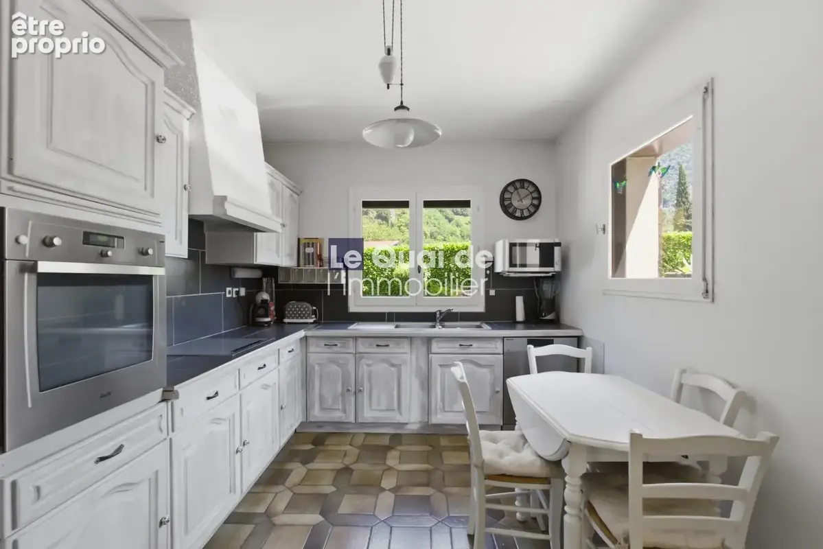 Maison 5 pièces 113 m² à vendre à Fontanil-Cornillon (38120) - photo 6