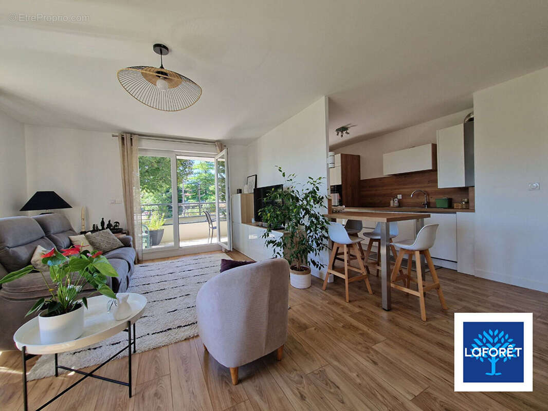 Appartement à OULLINS