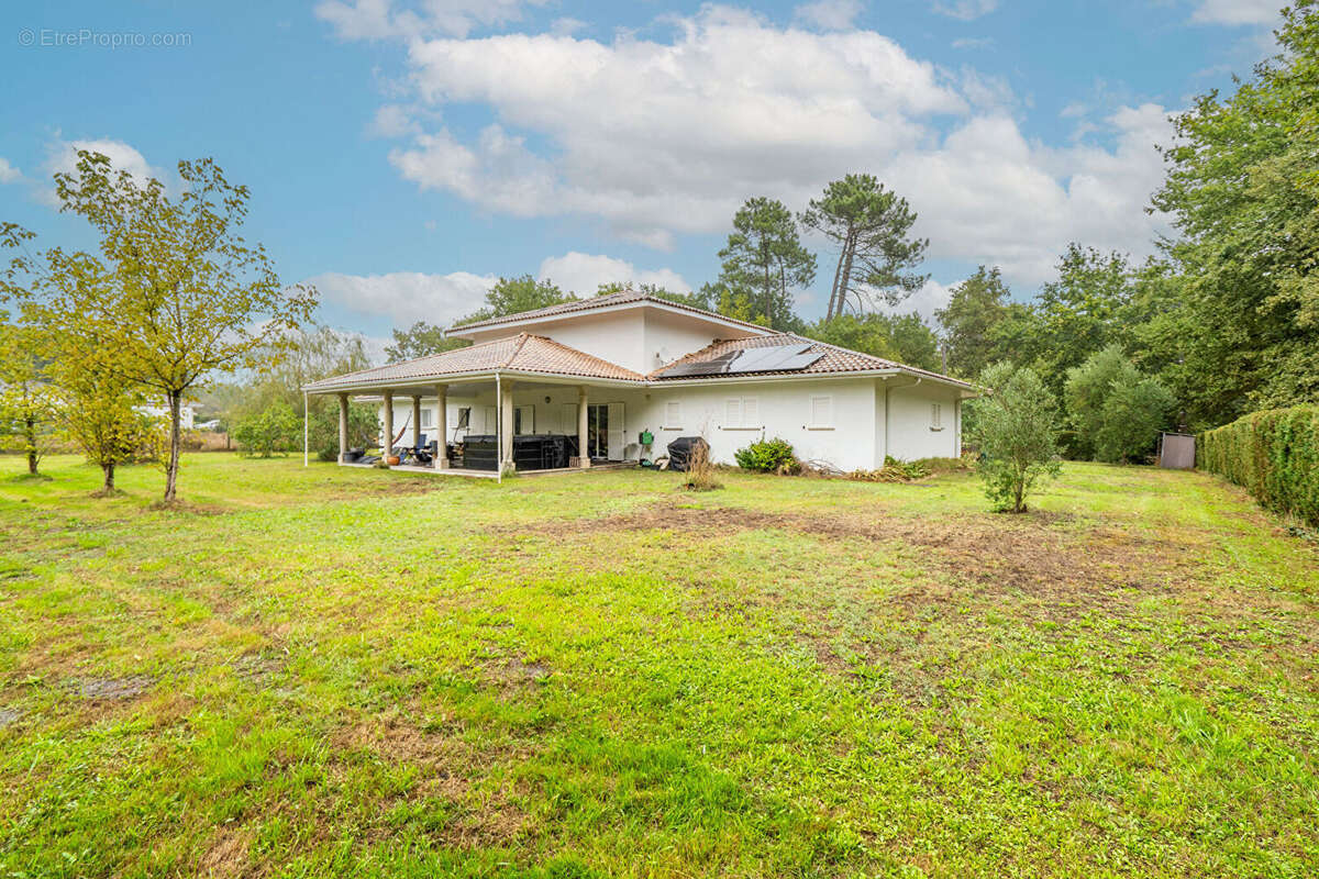 Maison à LE TAILLAN-MEDOC