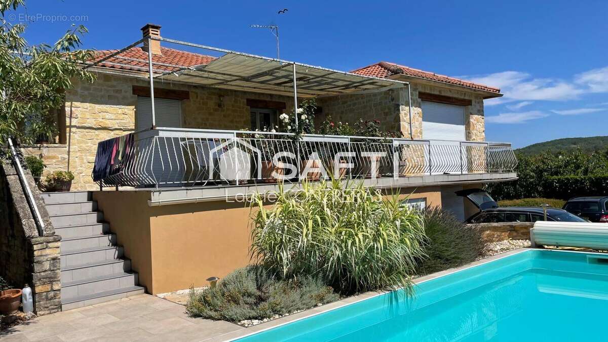Maison 186 m² à Mercues  - photo 2