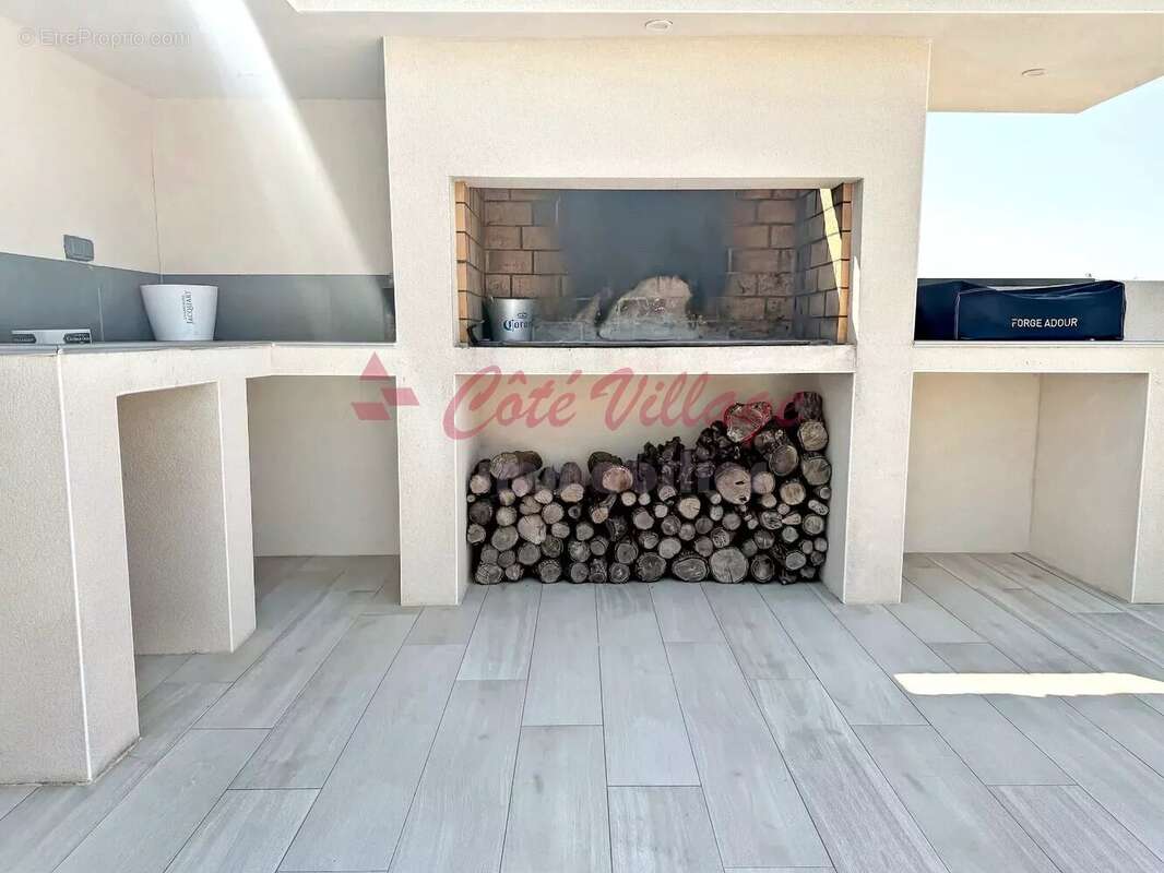 Superbe maison de plain-pied avec vue dégagée , piscine et garage - photo 19