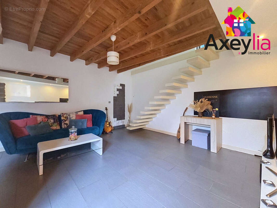 A vendre - st andre d apchon - maison de village avec charme - photo 9