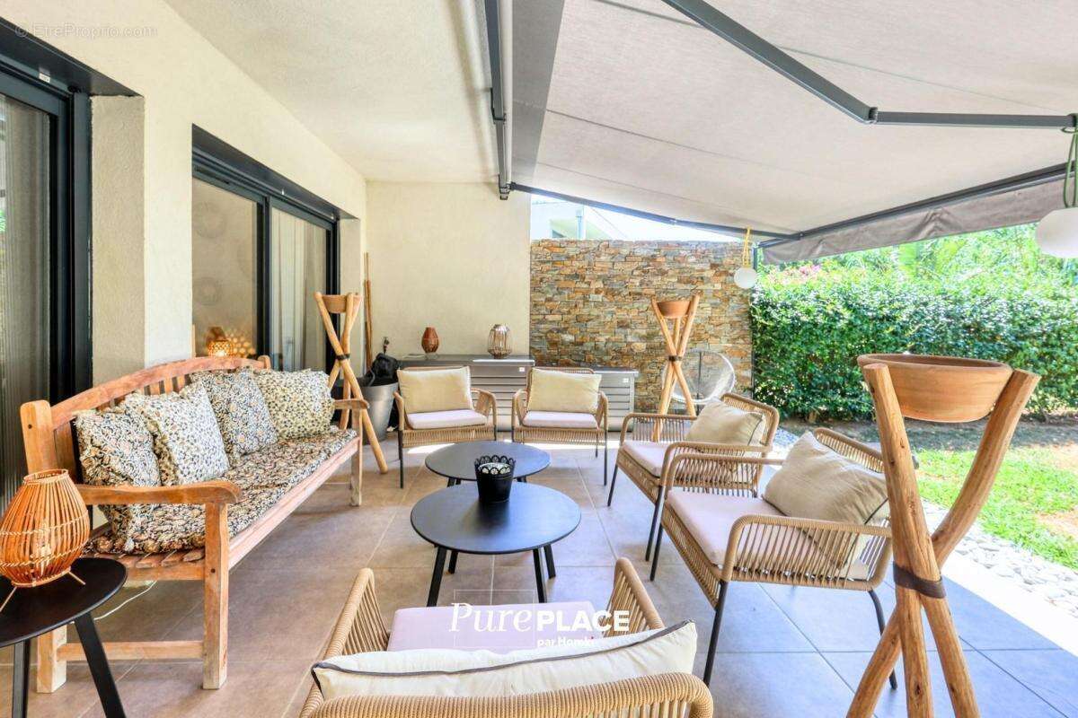 Appartement à RAYOL-CANADEL-SUR-MER