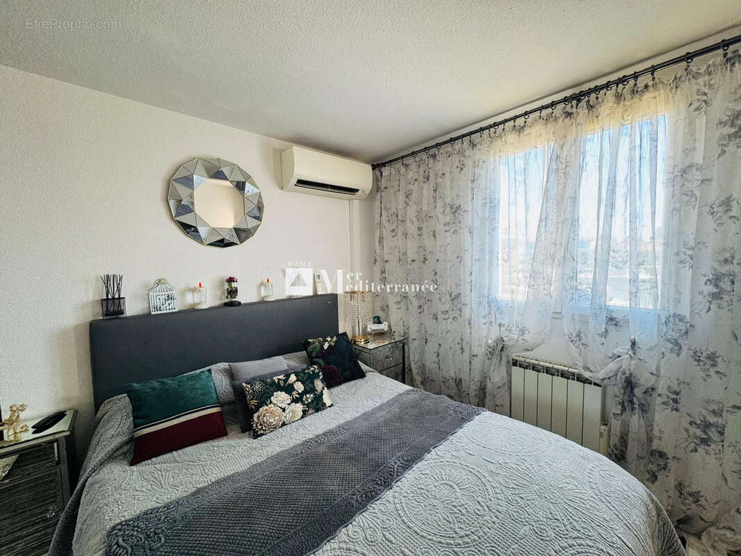 Appartement à COGOLIN
