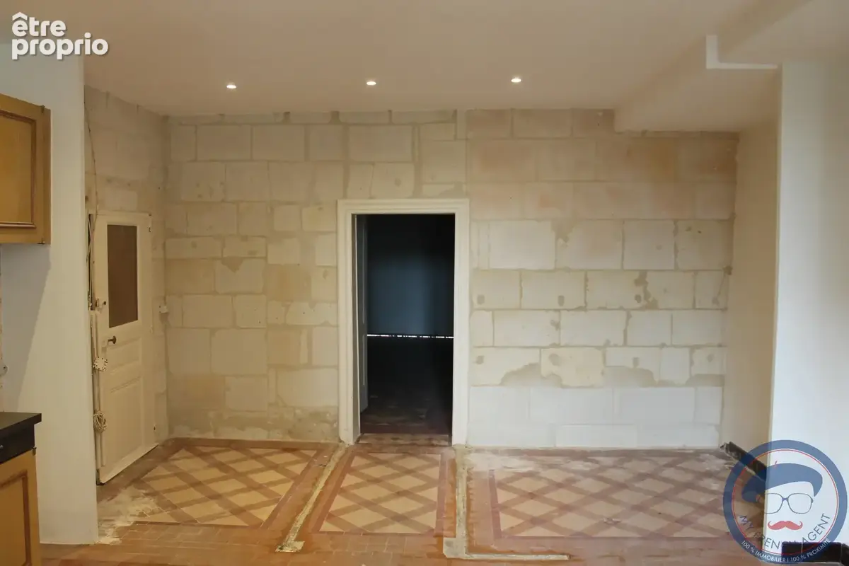 Maison à SAINTE-MAURE-DE-TOURAINE