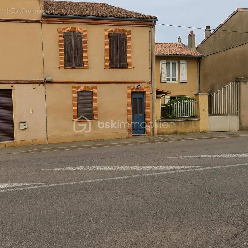 Maison à CASTELSARRASIN