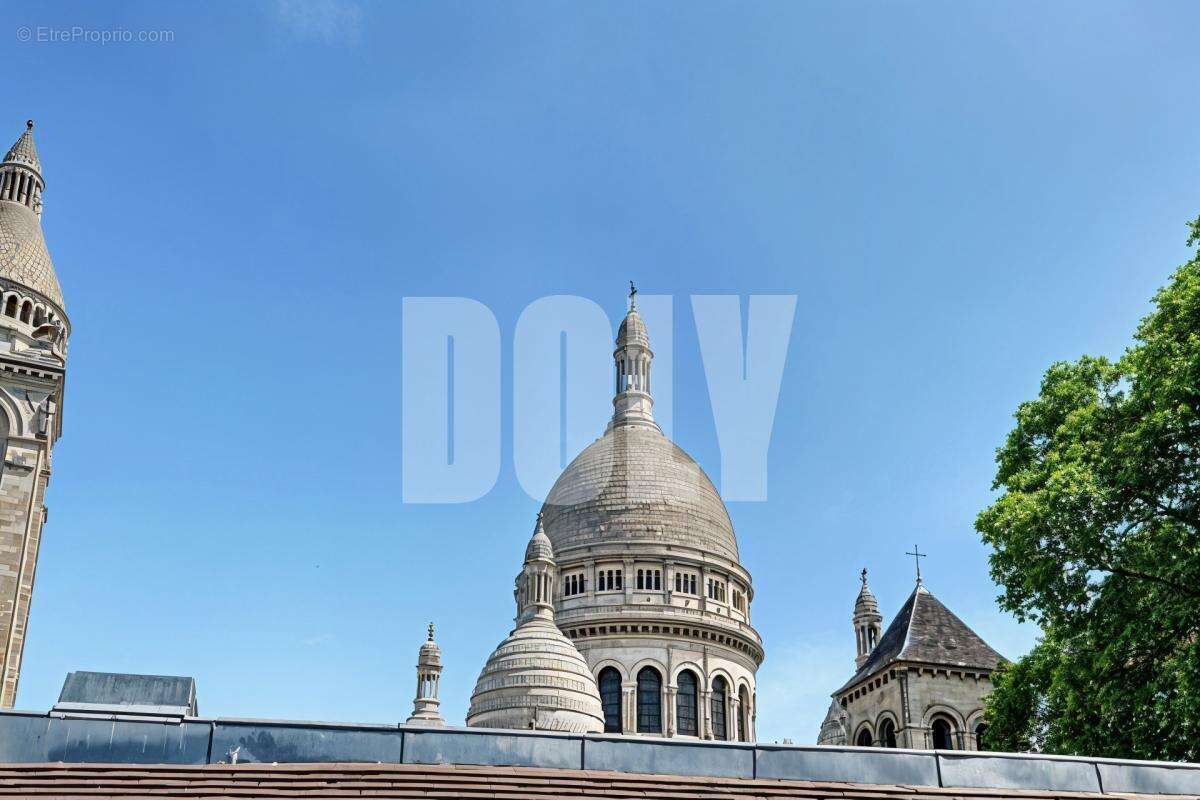 Appartement à PARIS-18E