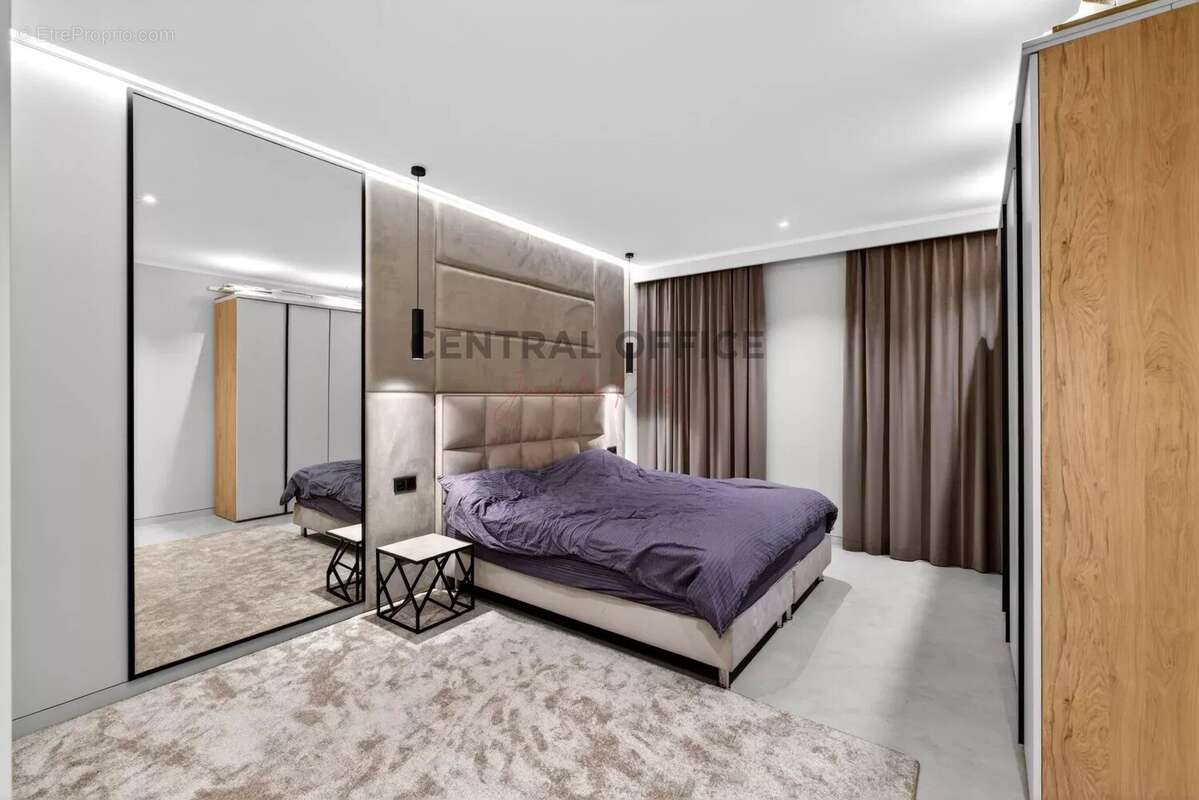 CAP D'ANTIBES- versant Ouest, villa contemporaine neuve d’exception dans un domaine privé - photo 29