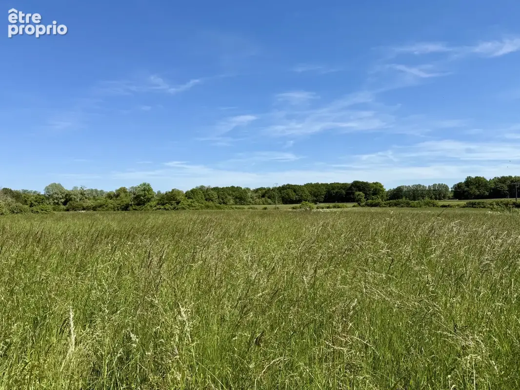 Photo Terrain à Saint-Jean-De-Bonneval au prix de 59 900€