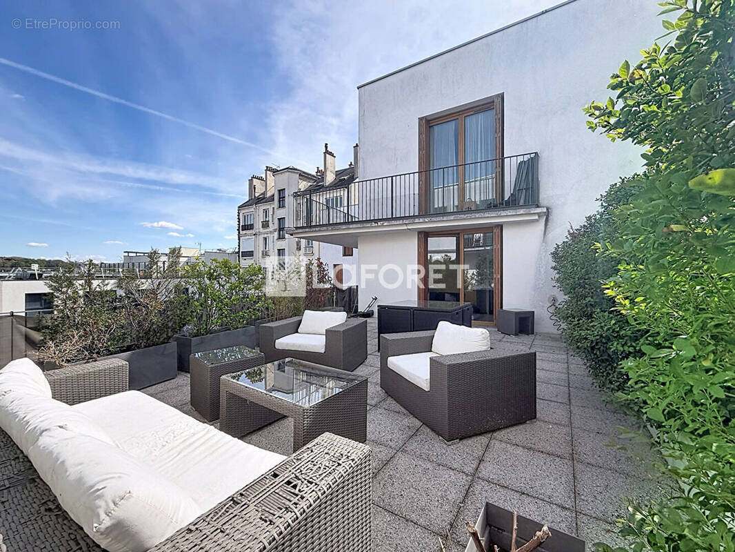 Appartement à BOURG-LA-REINE
