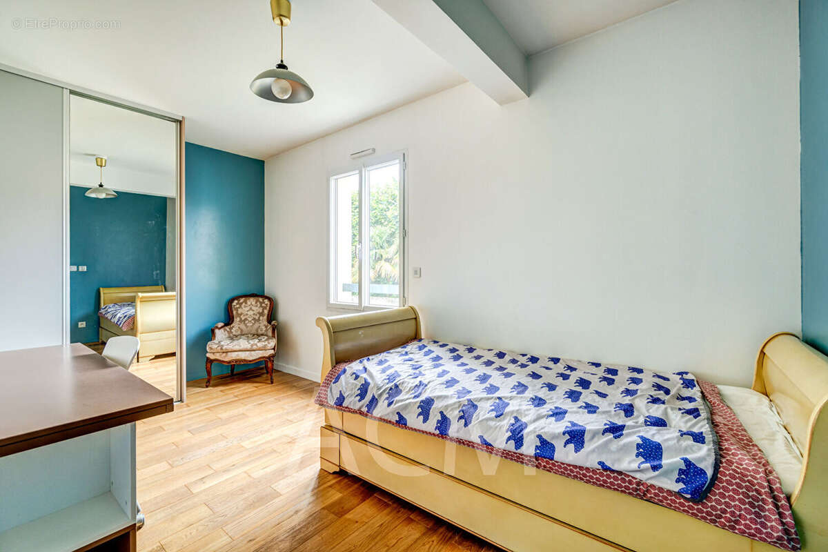 Appartement à MAISONS-LAFFITTE