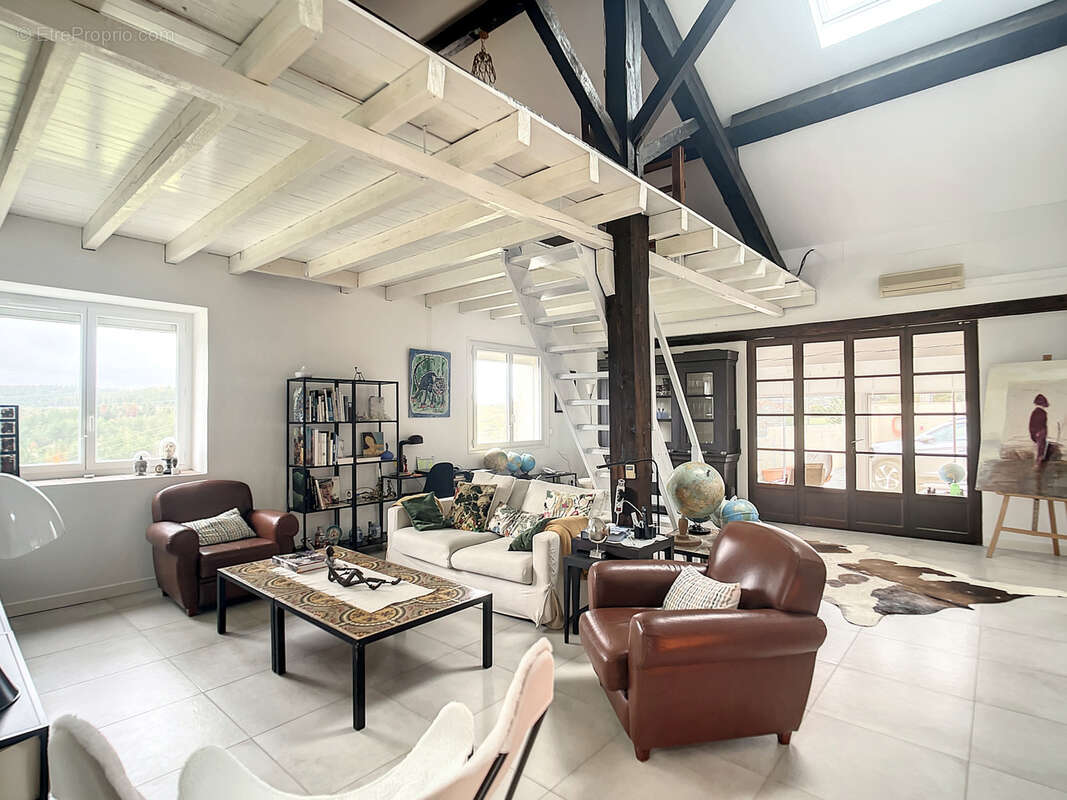 Maison à LA LIVINIERE