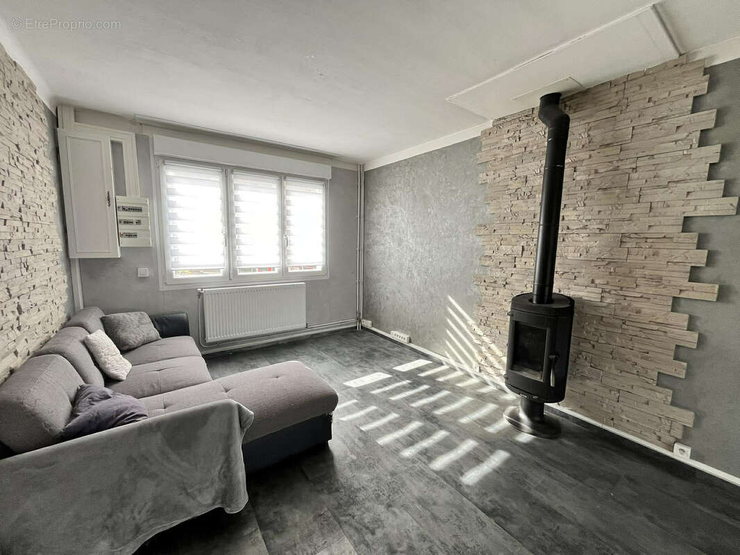 Maison à ELEU-DIT-LEAUWETTE