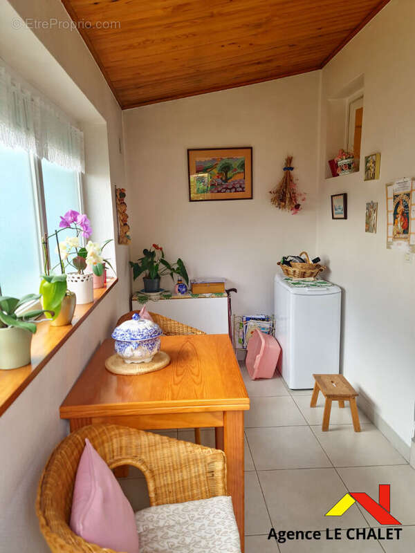 Maison à VILLENEUVE-LE-ROI