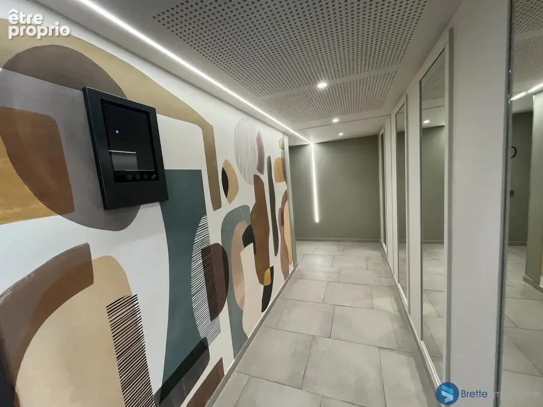 Hyeres - t2 residence neuve terrasse et parking - photo 13
