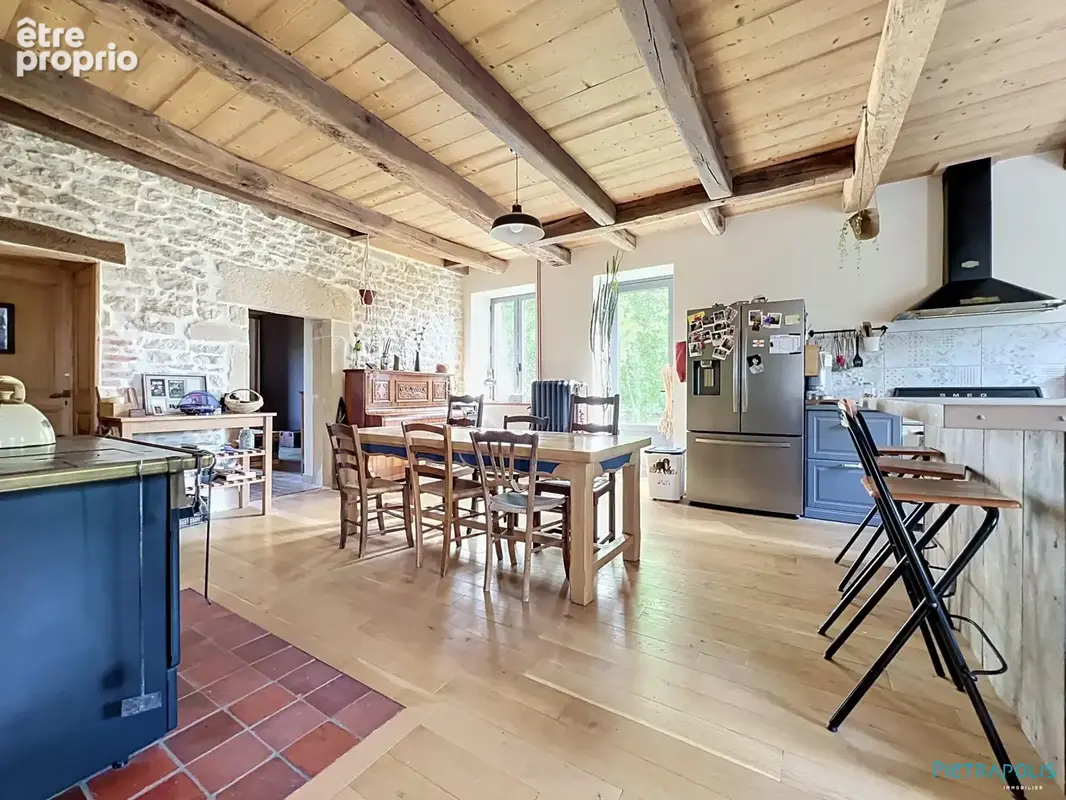 Maison 247 m² à Villereversure  - photo 5