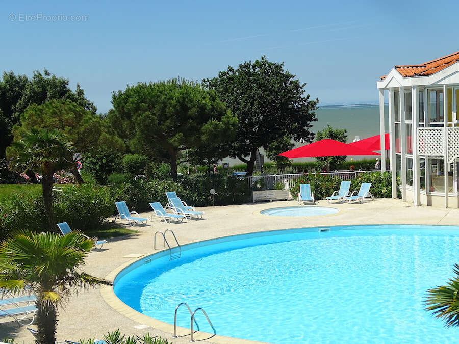 Appartement à FOURAS