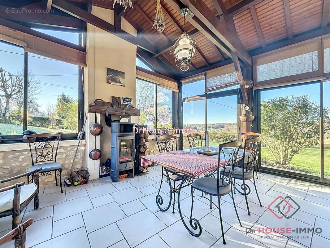 Maison à SAINT-ASTIER