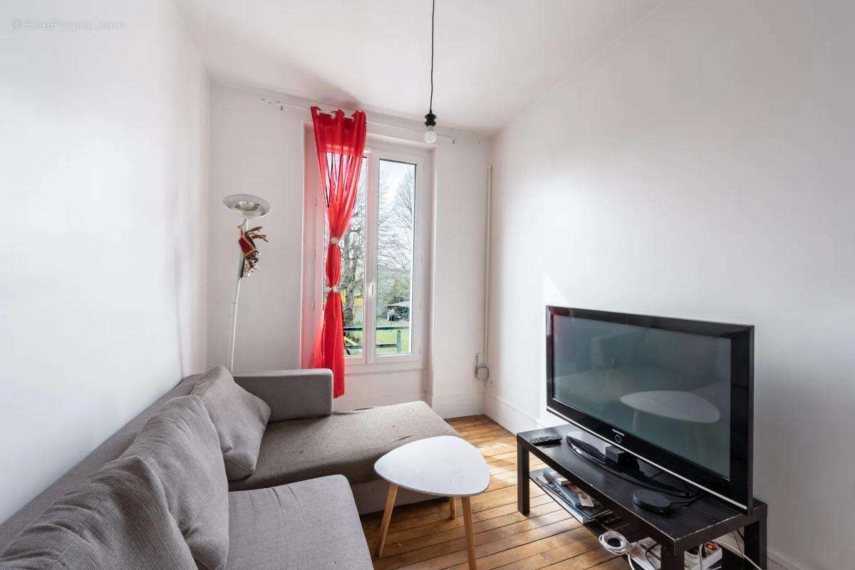 Maison à LIMEIL-BREVANNES