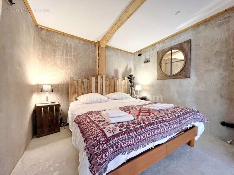 Maison à SAINT-DIDIER-SUR-BEAUJEU