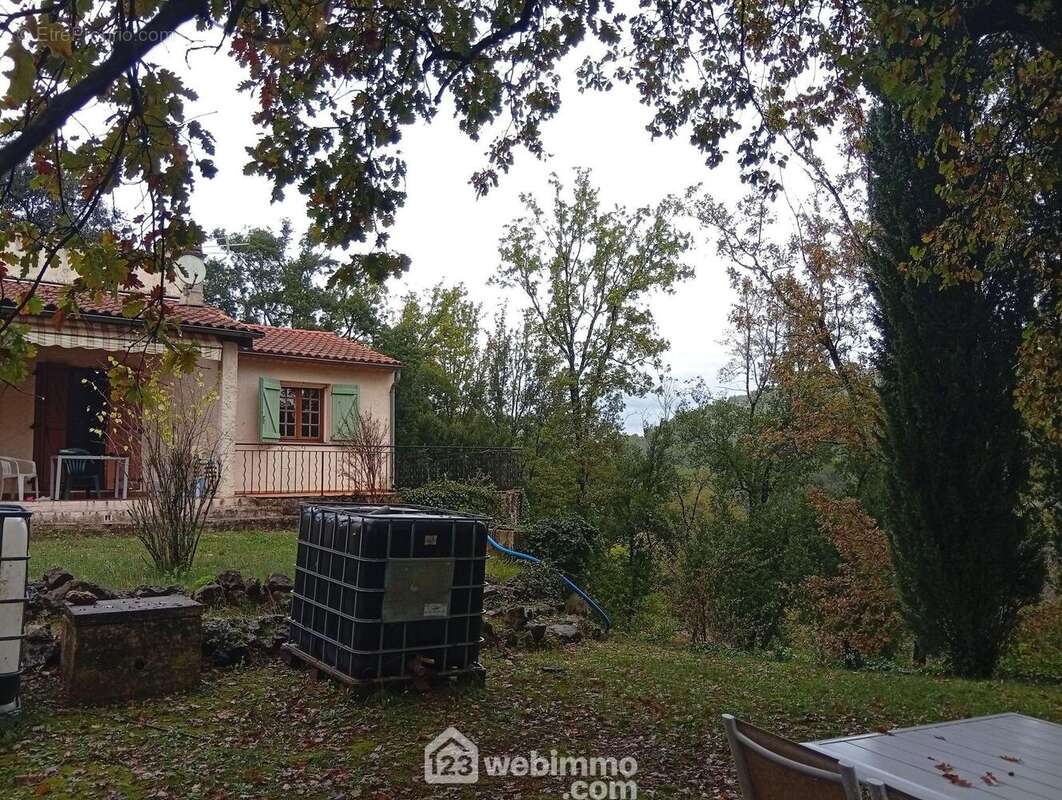 Maison à ENTRECASTEAUX