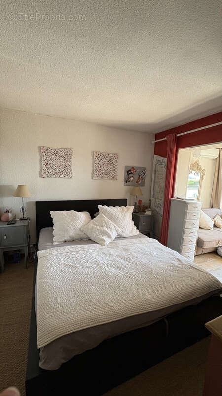 Maison à ROQUEBRUNE-SUR-ARGENS