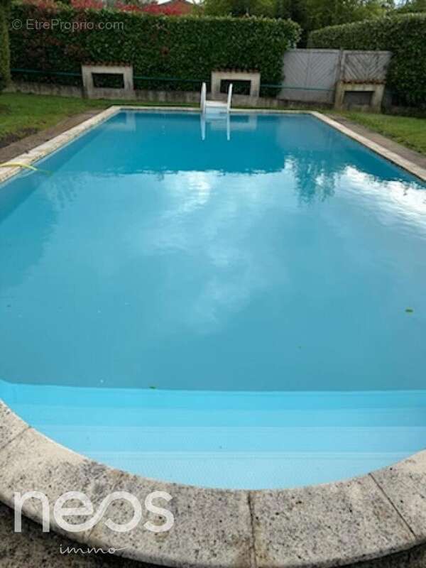 Maison à LE GRAND-MADIEU