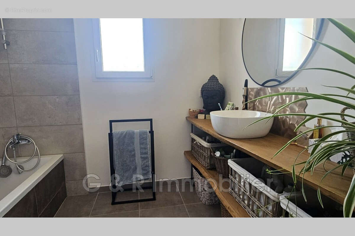 Maison 120 m² à Auriol  - photo 5
