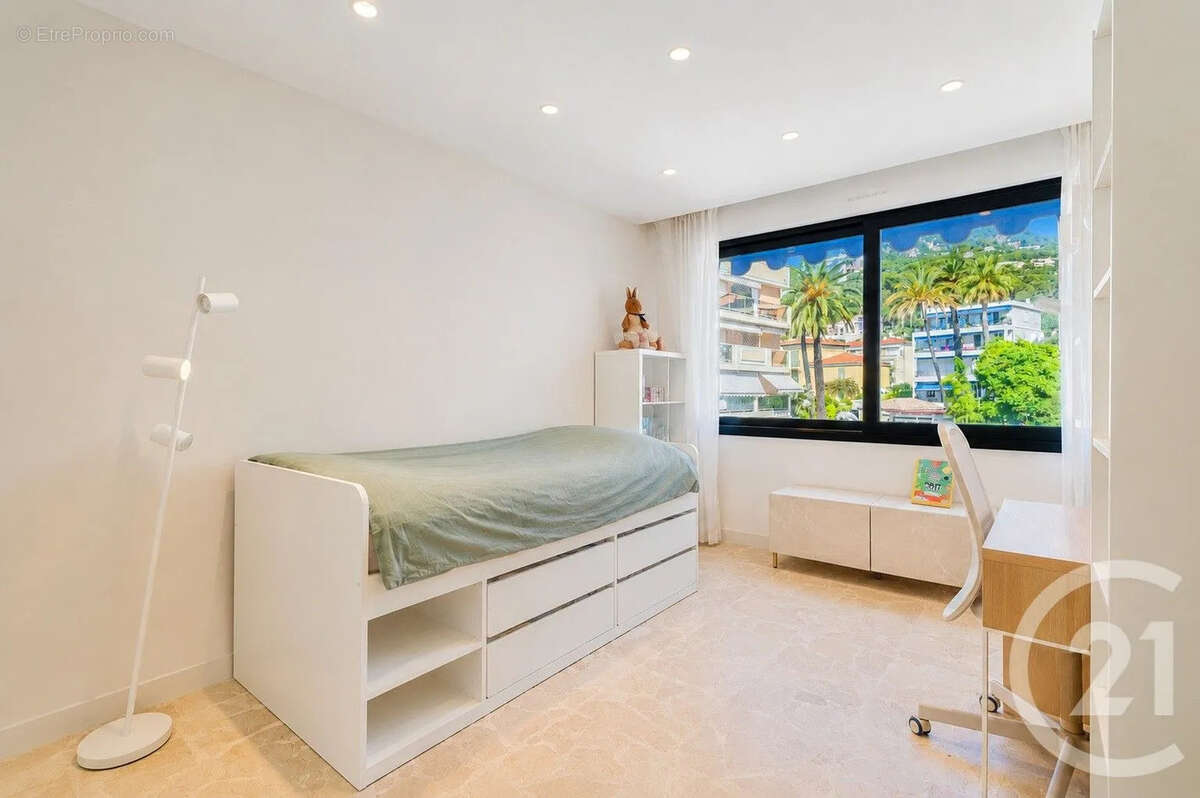 Appartement à BEAULIEU-SUR-MER
