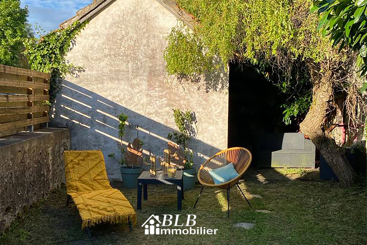 Maison à LE PERRAY-EN-YVELINES