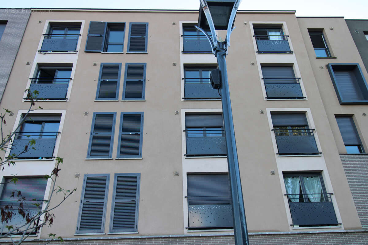 LE PORT-MALRY Studio de 23m2 à Vendre - photo 6