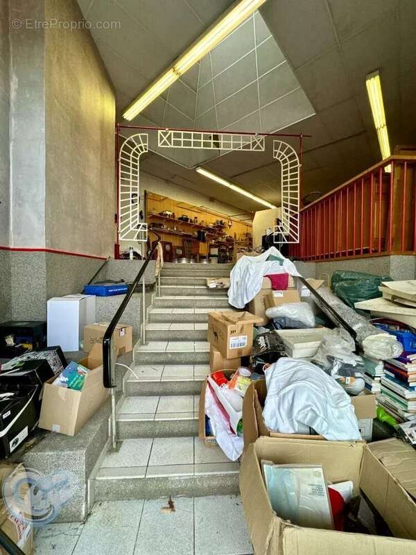 Commerce à CHATELAUDREN