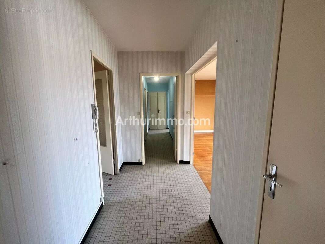 Appartement à LONS-LE-SAUNIER
