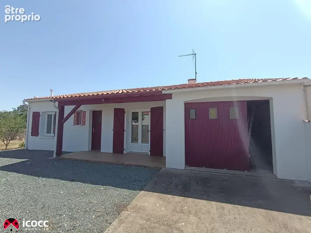 Maison à SAINTE-GEMME-LA-PLAINE