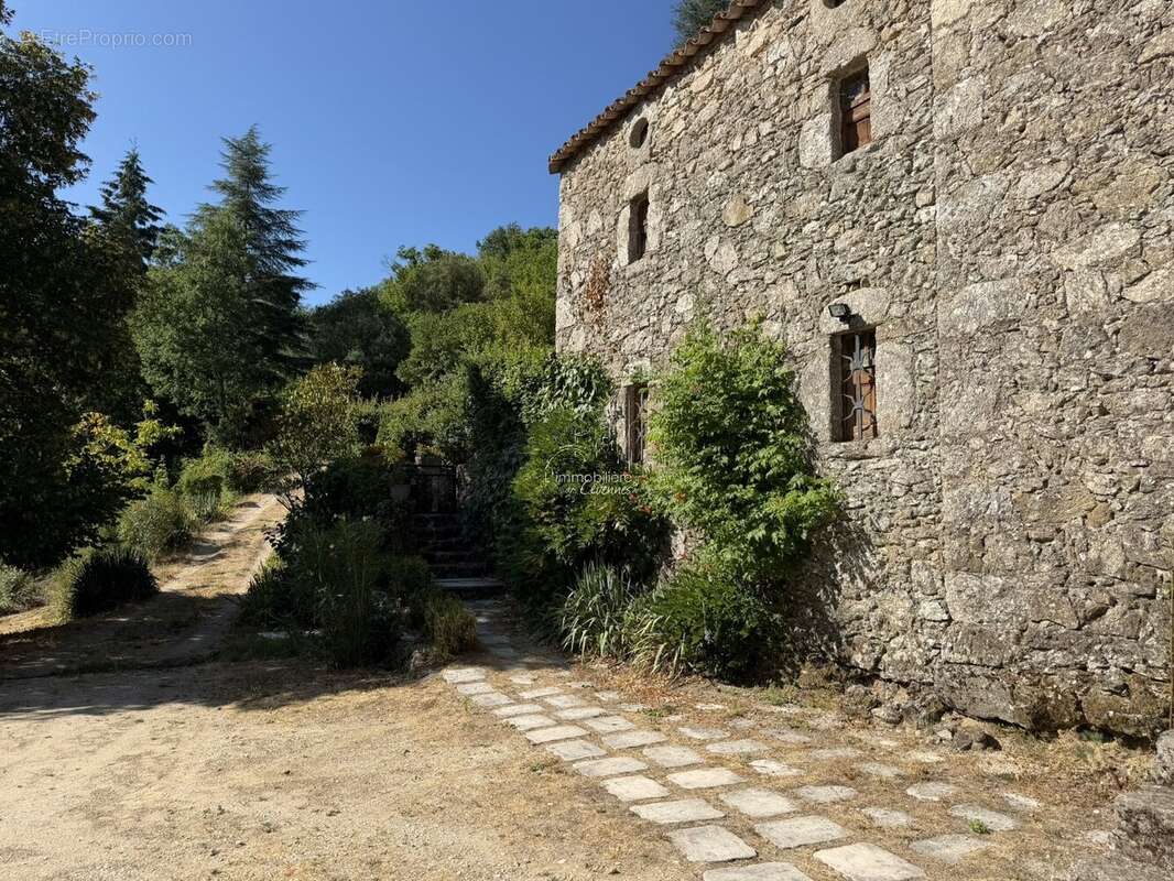 Maison 83 m² à Saint-Andre-De-Majencoules  - photo 36