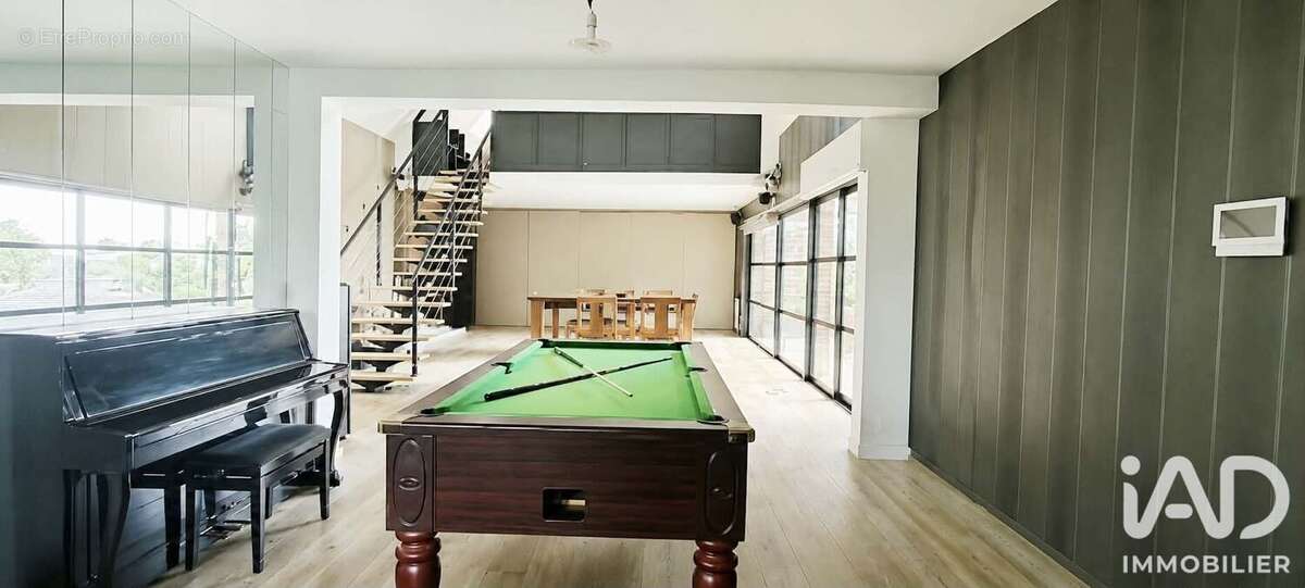 Maison 378 m² à Cassel  - photo 3