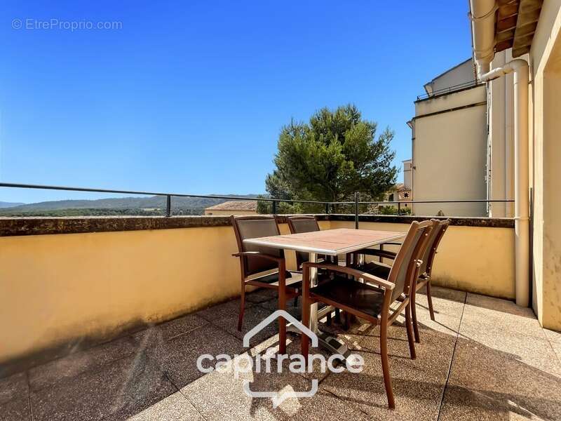 Domaine de Pont ROYAL entre CIEL & LUBERON  appartement soigné de 40 m2 dernier étage vue panoramique avec terrasse secteur et p - photo 24