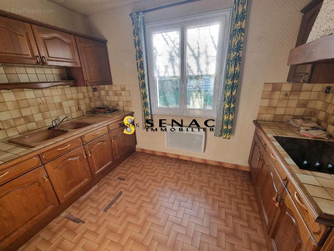 Maison à SAINT-LEU-LA-FORET