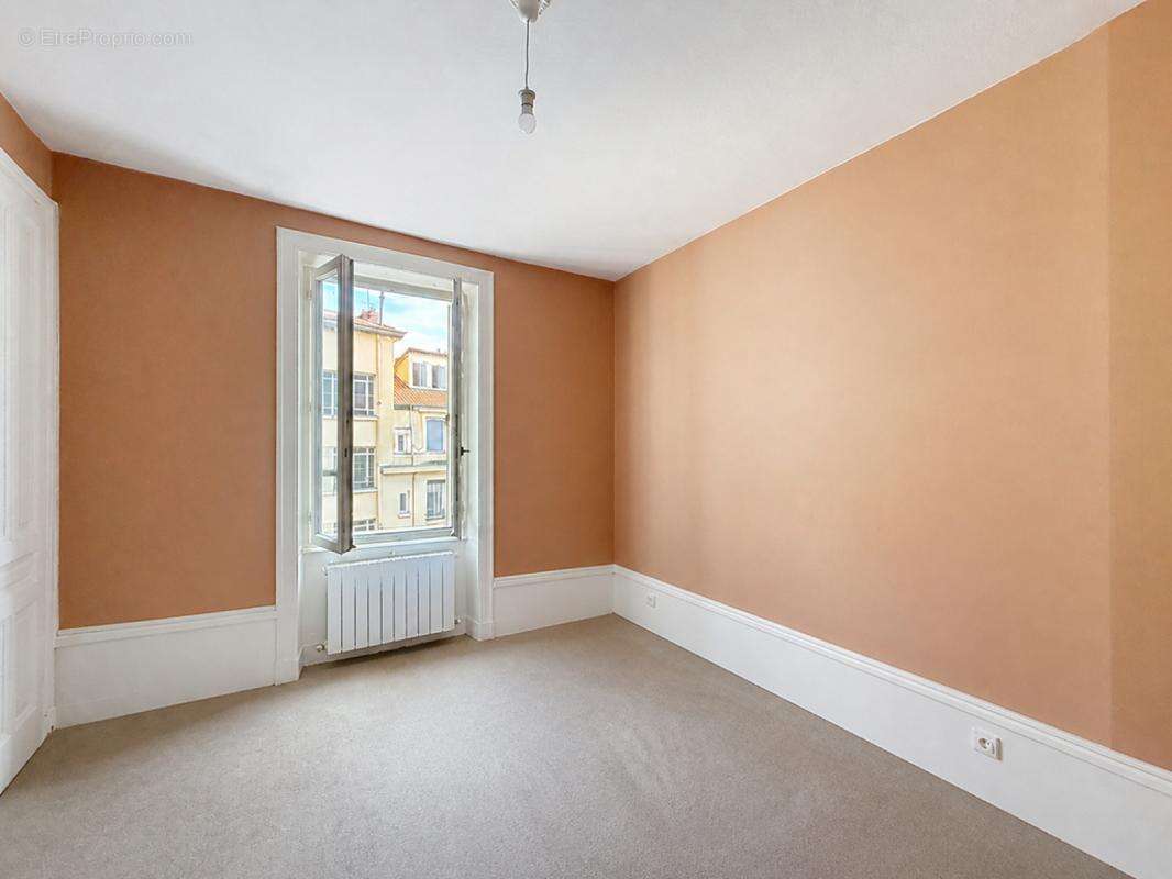 Appartement à LYON-7E