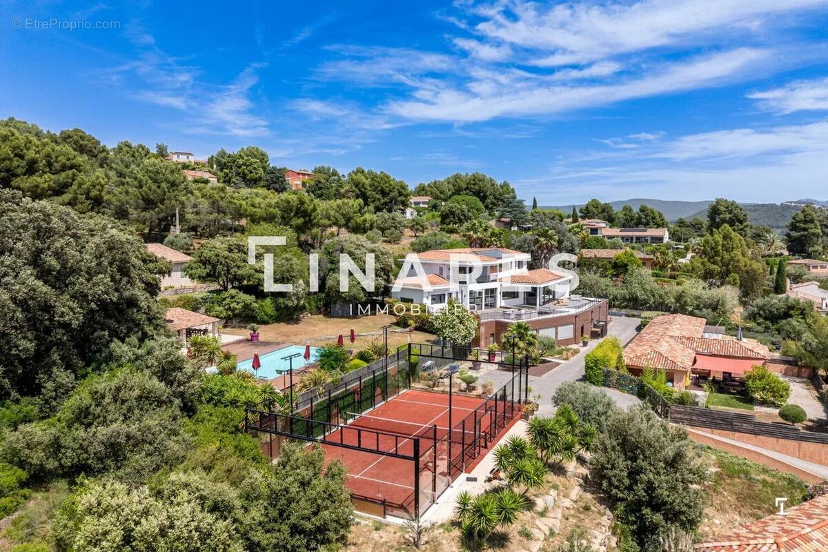 LA MAJESTUEUSE - Propriété d'exception de 500m² - Piscines - Dépendances - 83740 LA CADIÈRE D'AZUR - photo 1