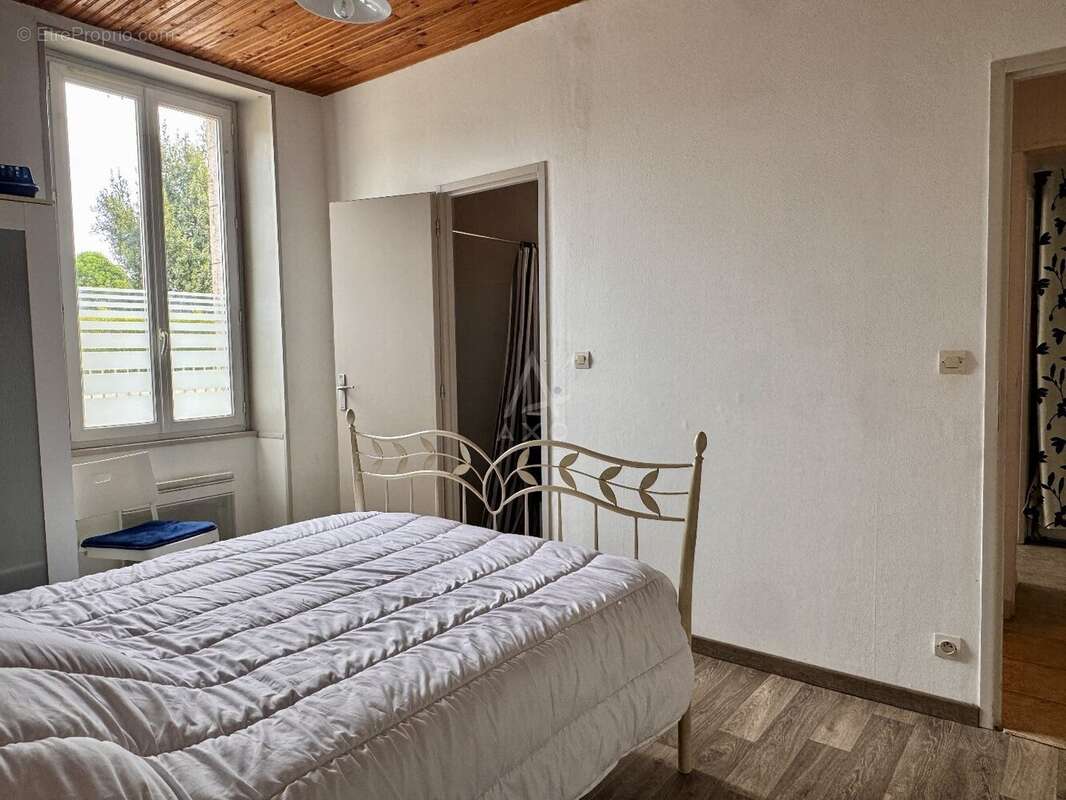 Maison à JONZAC