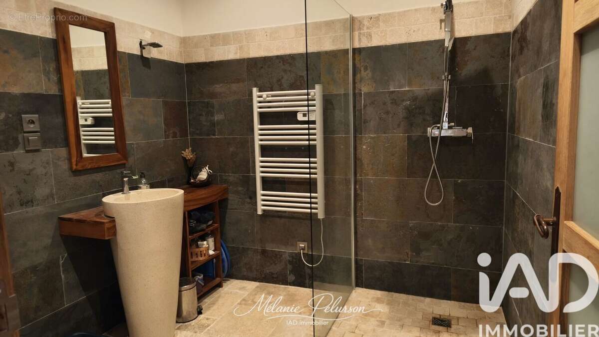 Maison 291 m² à Roynac  - photo 8