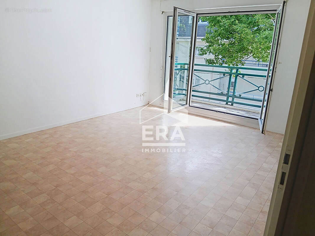 Appartement à JOUY-LE-MOUTIER