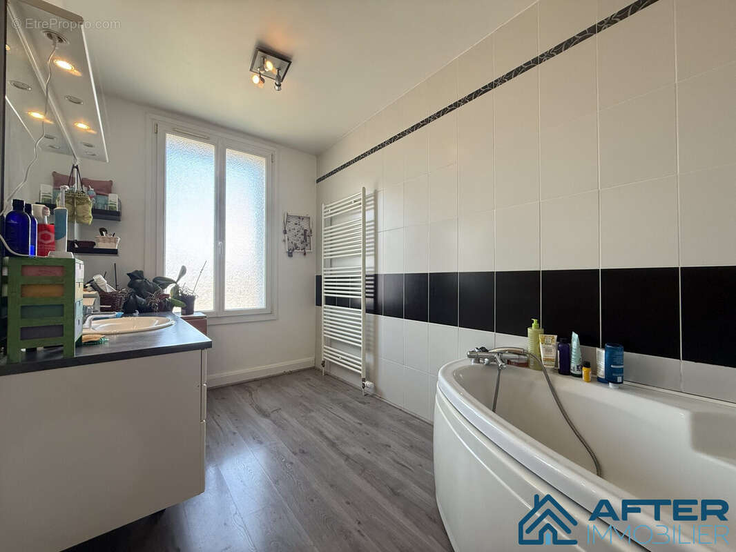 Maison à BLAINVILLE-SUR-L'EAU