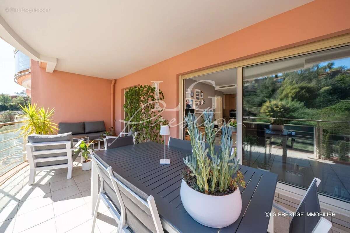 Appartement à THEOULE-SUR-MER