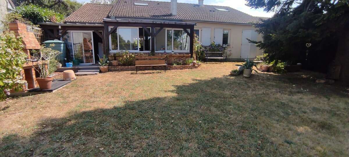 Maison 110 m² à Tours  - photo 3