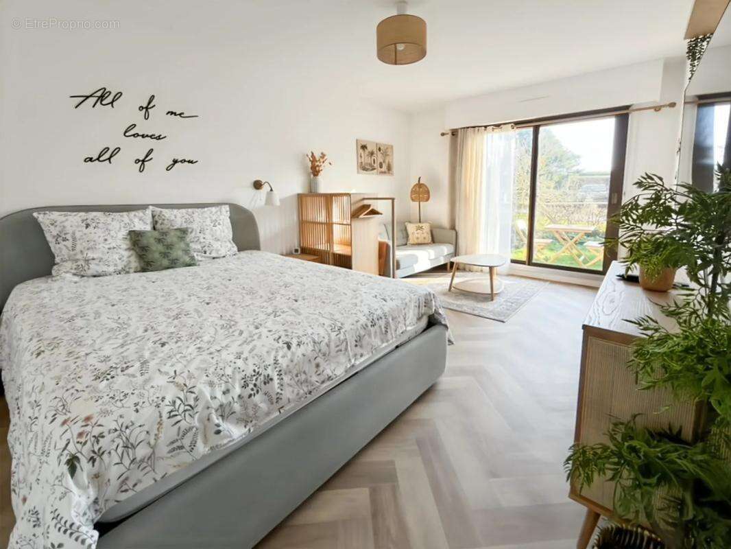 Appartement à EQUEMAUVILLE