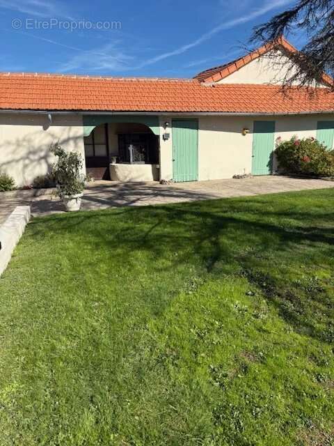 Maison à ROUMAZIERES-LOUBERT