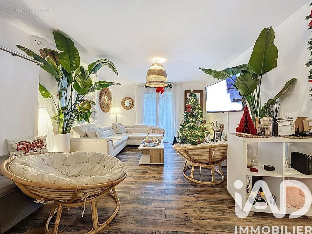 Photo 2 - Maison à VILLENEUVE-LES-BEZIERS